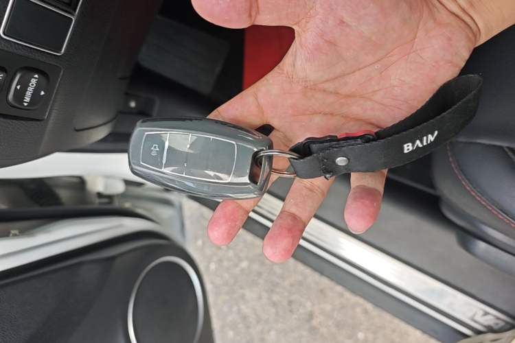 Used Haval M6 2018 Revised Version 1.5T DCT Two-Wheel Drive Elite Edition Vehicle Key
