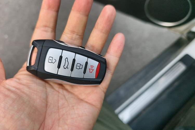 Used Haval M6 2018 1.5T Manual Two-Wheel Drive Elite Model Vehicle Key