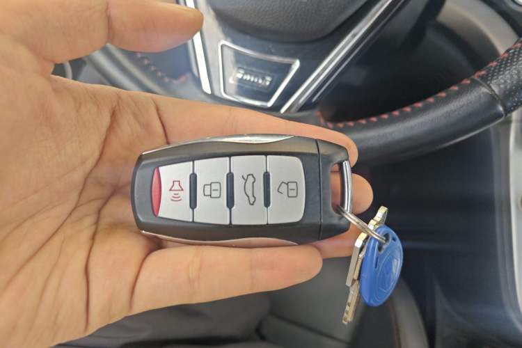 Used Haval M6 2018 Revised Version 1.5T DCT Two-Wheel Drive Elite Edition Vehicle Key