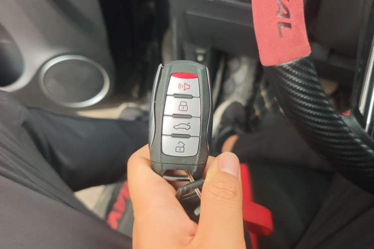 Used Haval M6 2018 Revised Version 1.5T DCT Two-Wheel Drive Elite Edition Vehicle Key
