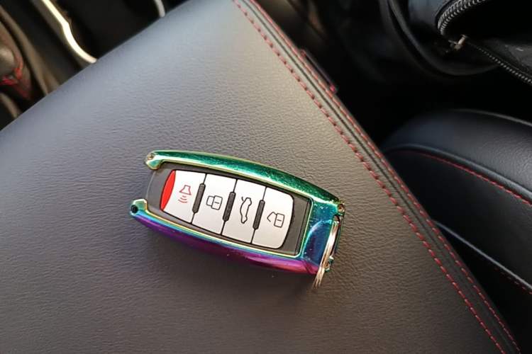 Used Haval M6 2018 1.5T DCT Two-Wheel Drive Elite Model Vehicle Key