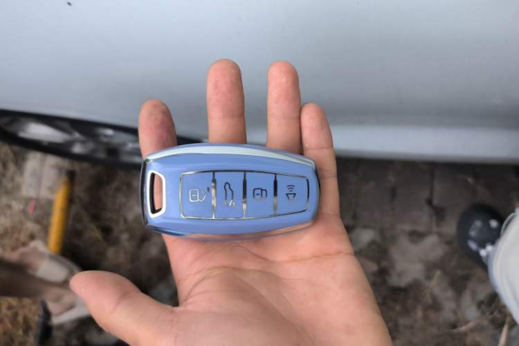 Used Haval M6 2018 1.5T Manual Two-Wheel Drive Elite Model Vehicle Key