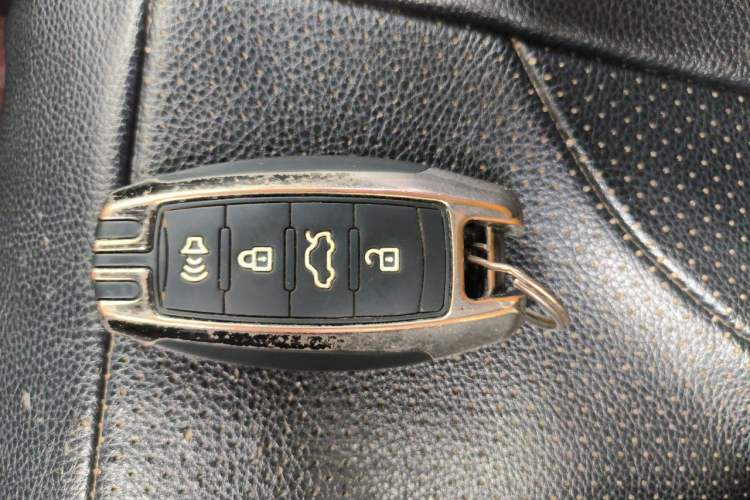 Used Haval M6 2018 1.5T Manual Two-Wheel Drive Elite Model Vehicle Key