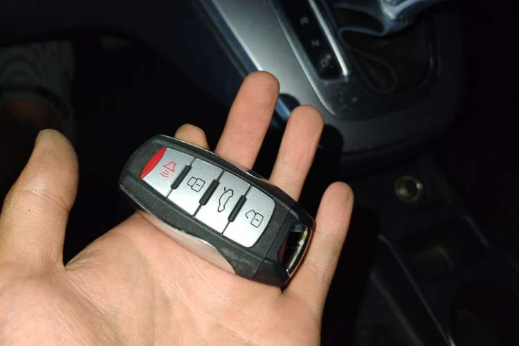 Used Haval M6 2018 1.5T DCT Two-Wheel Drive Elite Model Vehicle Key