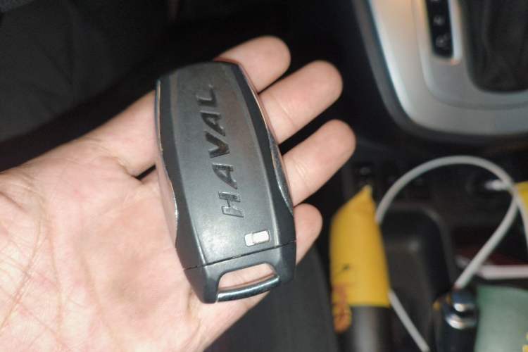Used Haval M6 2018 Revised Version 1.5T DCT Two-Wheel Drive Urban Style Vehicle Key