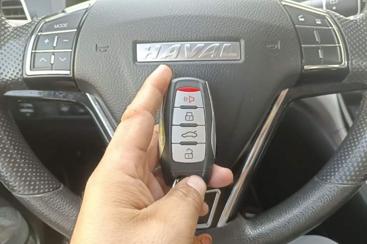 Used Haval M6 2018 Revised Version 1.5T DCT Two-Wheel Drive Urban Style Vehicle Key