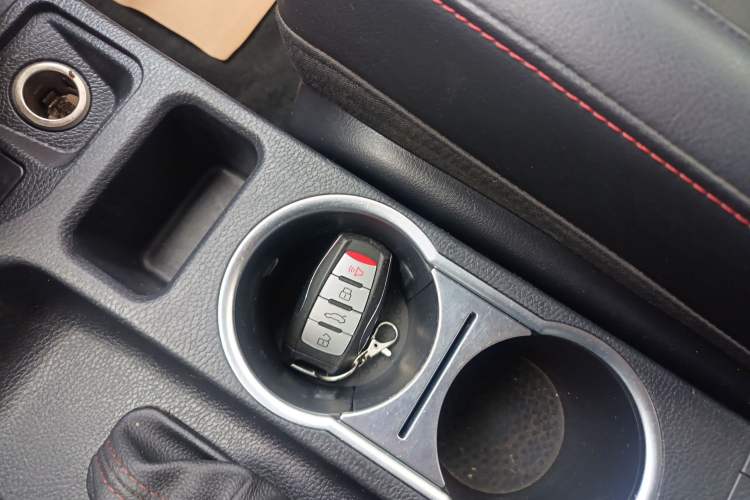 Used Haval M6 2018 Revised Version 1.5T DCT Two-Wheel Drive Elite Edition Vehicle Key
