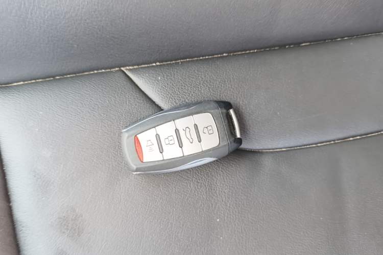 Used Haval M6 2018 1.5T DCT Two-Wheel Drive Elite Model Vehicle Key