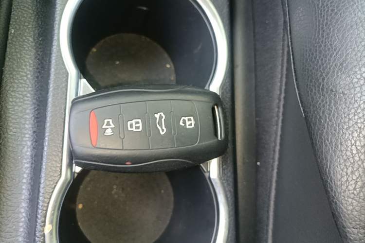 Used Haval M6 2018 Revised Version 1.5T DCT Two-Wheel Drive Elite Edition Vehicle Key