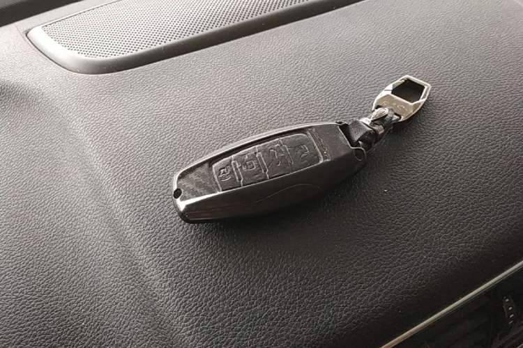 Used Haval M6 2018 1.5T Manual Two-Wheel Drive Elite Model Vehicle Key