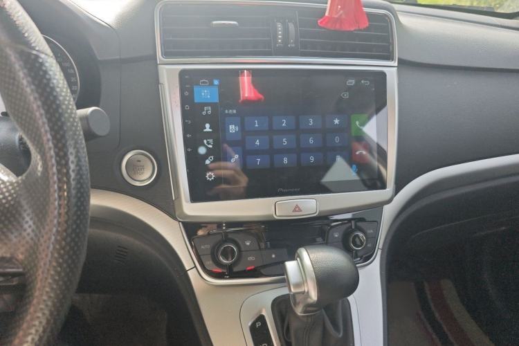 Used Haval M6 2019 1.5T DCT Two-Wheel Drive Value Edition China VI Standard Audio And AC Panel