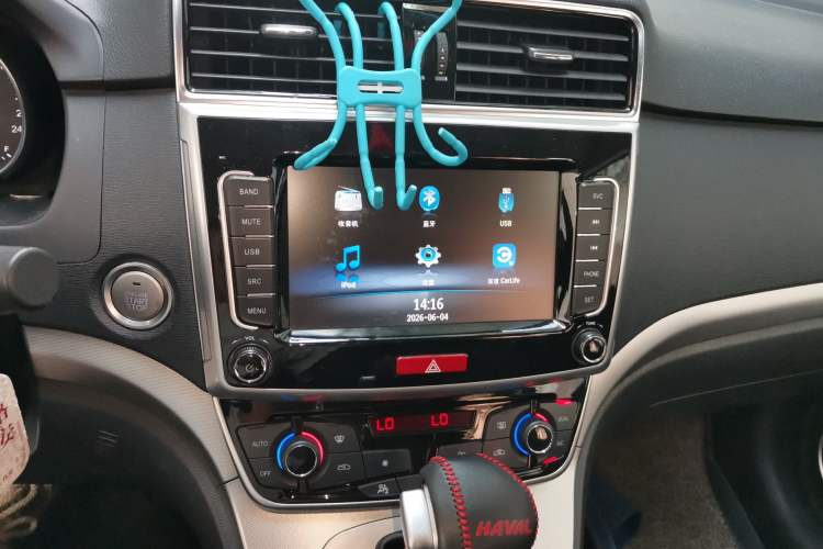 Used Haval M6 2019 1.5T DCT Two-Wheel Drive Elite Version China V Standard Audio And AC Panel