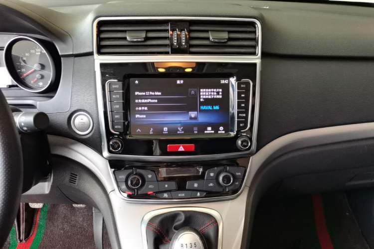 Used Haval M6 2019 1.5T Manual Two-Wheel Drive Elite Version China VI Standard Audio And AC Panel
