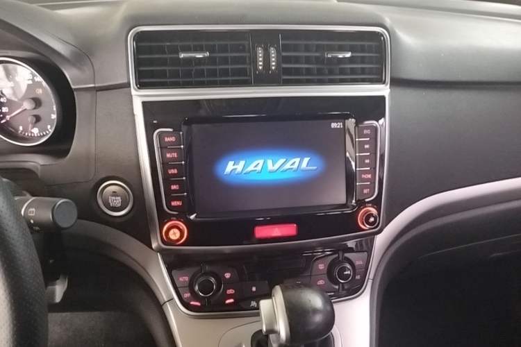 Used Haval M6 2019 1.5T DCT Two-Wheel Drive Elite Version China VI Standard Audio And AC Panel