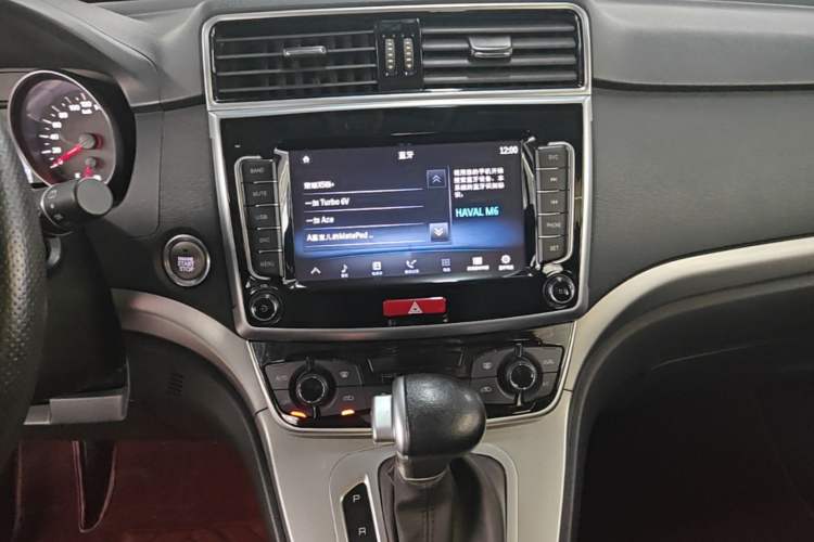 Used Haval M6 2019 1.5T DCT Two-Wheel Drive Elite Version China VI Standard Audio And AC Panel