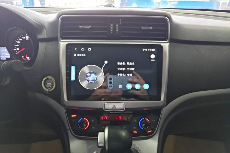 Used Haval M6 2019 1.5T DCT Two-Wheel Drive Value Edition China VI Standard Audio And AC Panel