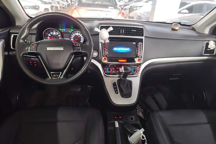 Used Haval M6 2019 1.5T DCT Two-Wheel Drive Value Edition China VI Standard Center Console