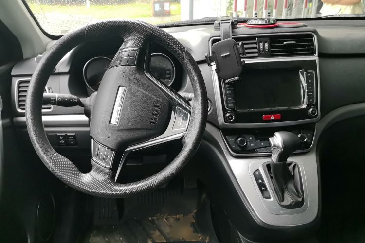 Used Haval M6 2019 1.5T DCT Two-Wheel Drive Value Edition China VI Standard Center Console