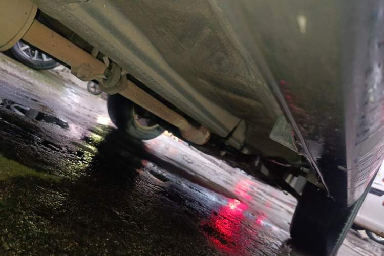 Used Haval M6 2019 1.5T DCT Two-Wheel Drive Elite Version China VI Standard Chassis Front Right