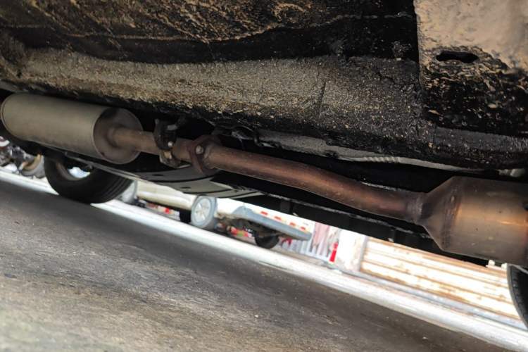 Used Haval M6 2019 1.5T Manual Two-Wheel Drive Urban Version China VI Standard Chassis Front Right