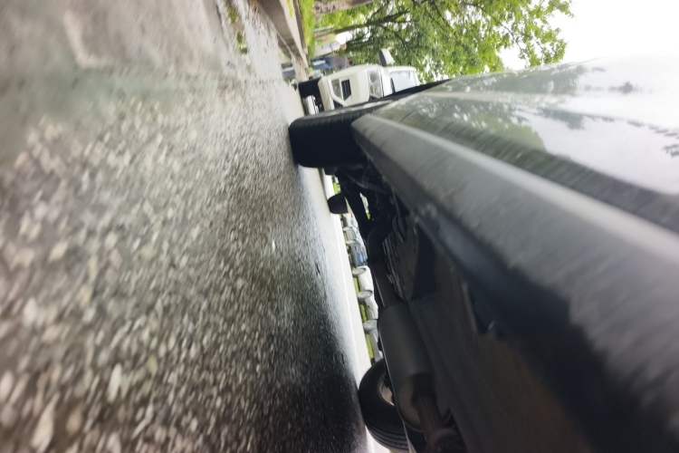 Used Haval M6 2019 1.5T Manual Two-Wheel Drive Elite Version China VI Standard Chassis Front Right