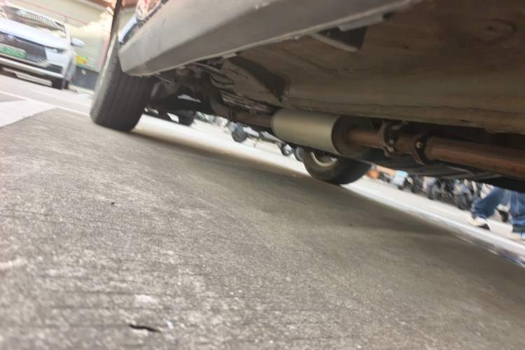 Used Haval M6 2019 1.5T Manual Two-Wheel Drive Elite Version China VI Standard Chassis Front Right