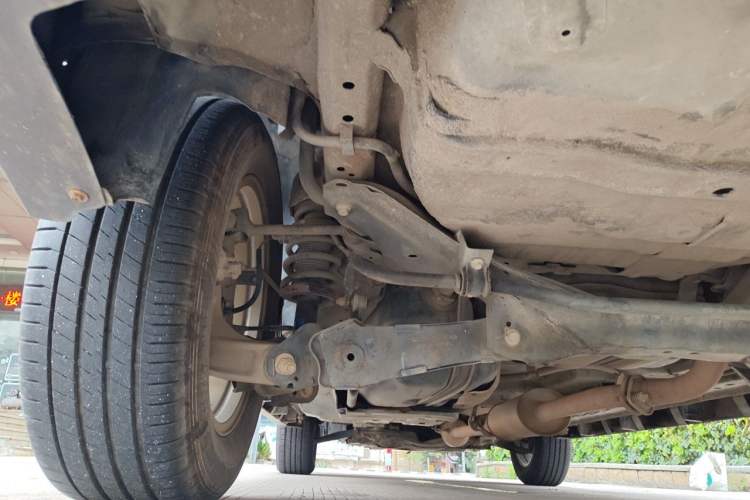 Used Haval M6 2019 1.5T DCT Two-Wheel Drive Value Edition China VI Standard Chassis Rear