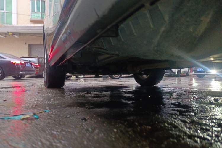 Used Haval M6 2019 1.5T DCT Two-Wheel Drive Elite Version China VI Standard Chassis Rear Left