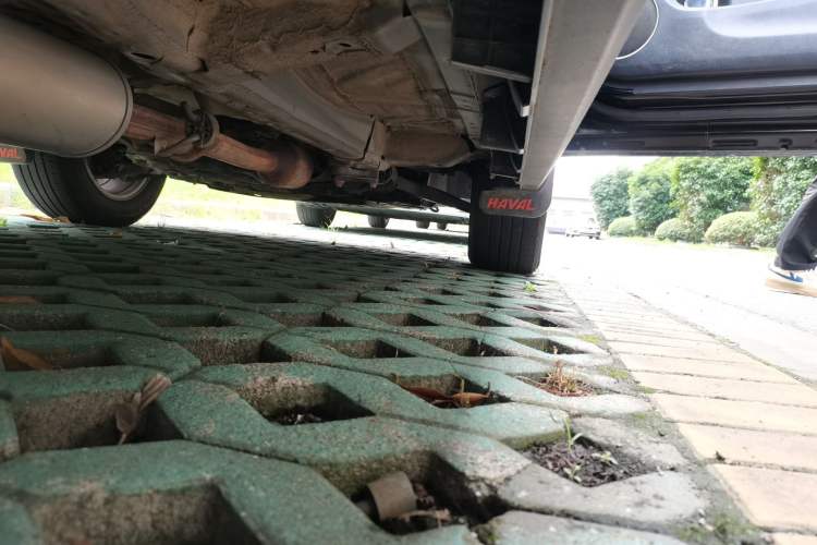 Used Haval M6 2019 1.5T Manual Two-Wheel Drive Elite Version China VI Standard Chassis Rear Right