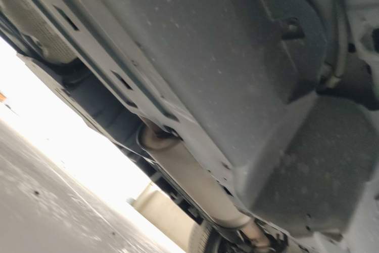 Used Haval M6 2019 1.5T DCT Two-Wheel Drive Elite Version China V Standard Chassis Rear Right