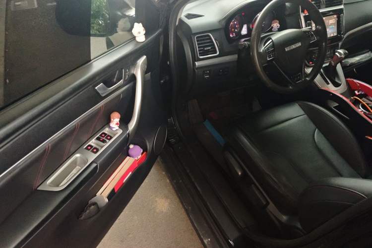 Used Haval M6 2019 1.5T DCT Two-Wheel Drive Value Edition China VI Standard Driver Seat