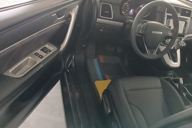 Used Haval M6 2019 1.5T DCT Two-Wheel Drive Elite Version China VI Standard Driver Seat