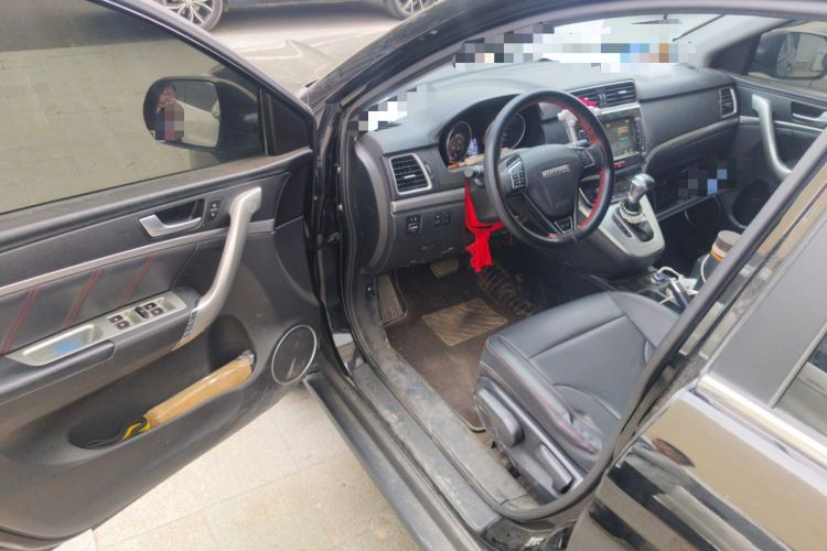 Used Haval M6 2019 1.5T DCT Two-Wheel Drive Elite Version China V Standard Driver Seat