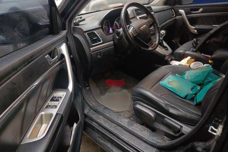 Used Haval M6 2019 1.5T DCT Two-Wheel Drive Elite Version China VI Standard Driver Seat