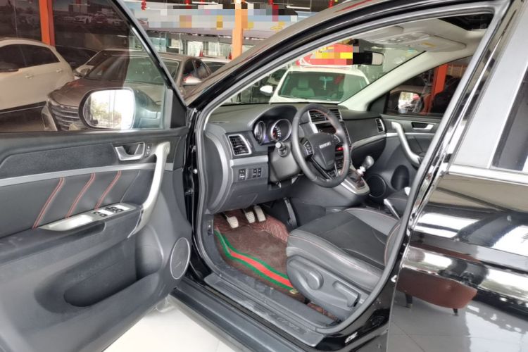 Used Haval M6 2019 1.5T Manual Two-Wheel Drive Elite Version China VI Standard Driver Seat