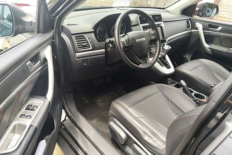 Used Haval M6 2019 1.5T DCT Two-Wheel Drive Elite Version China VI Standard Driver Seat