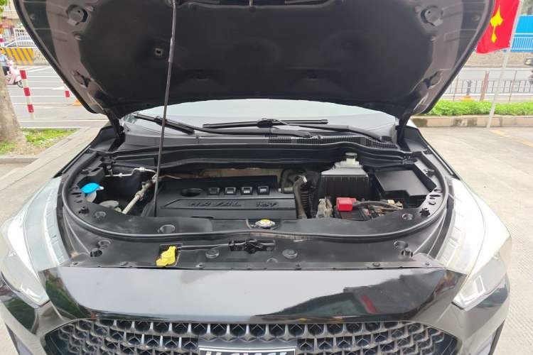 Used Haval M6 2019 1.5T DCT Two-Wheel Drive Value Edition China VI Standard Engine Bay