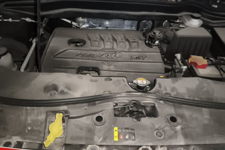 Used Haval M6 2019 1.5T Manual Two-Wheel Drive Elite Version China V Standard Engine Bay