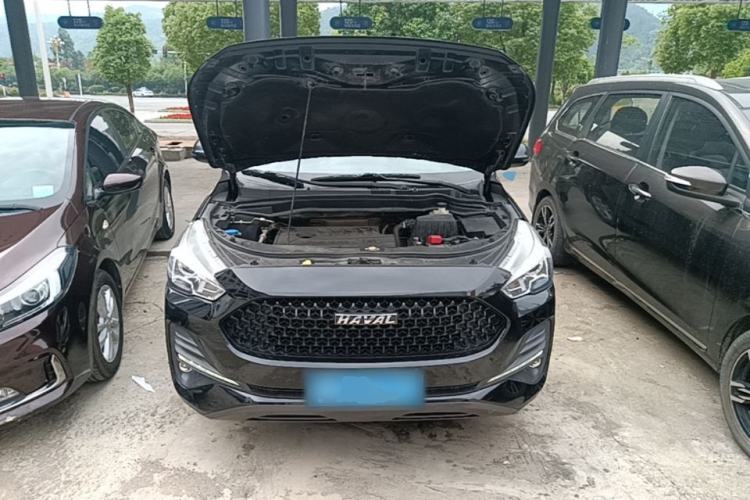 Used Haval M6 2019 1.5T Manual Two-Wheel Drive Elite Version China VI Standard Engine Bay