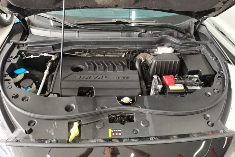 Used Haval M6 2019 1.5T DCT Two-Wheel Drive Value Edition China VI Standard Engine Bay