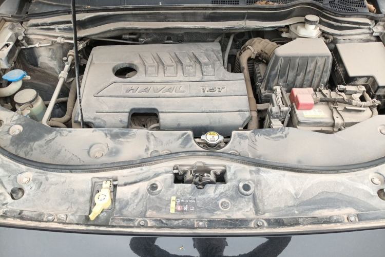 Used Haval M6 2019 1.5T Manual Two-Wheel Drive Urban Version China VI Standard Engine Bay
