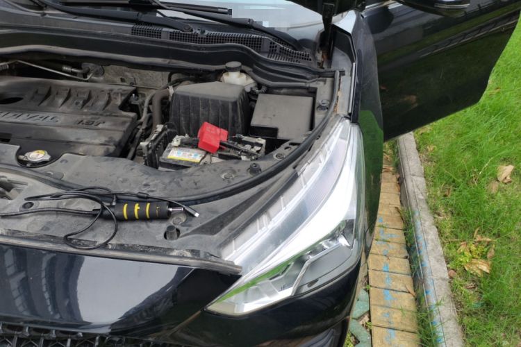 Used Haval M6 2019 1.5T Manual Two-Wheel Drive Elite Version China VI Standard Engine Bay Left