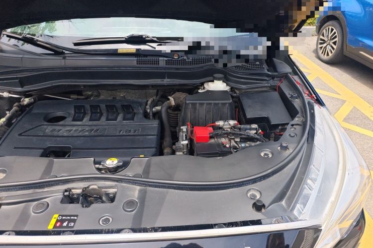 Used Haval M6 2019 1.5T DCT Two-Wheel Drive Value Edition China VI Standard Engine Bay Left