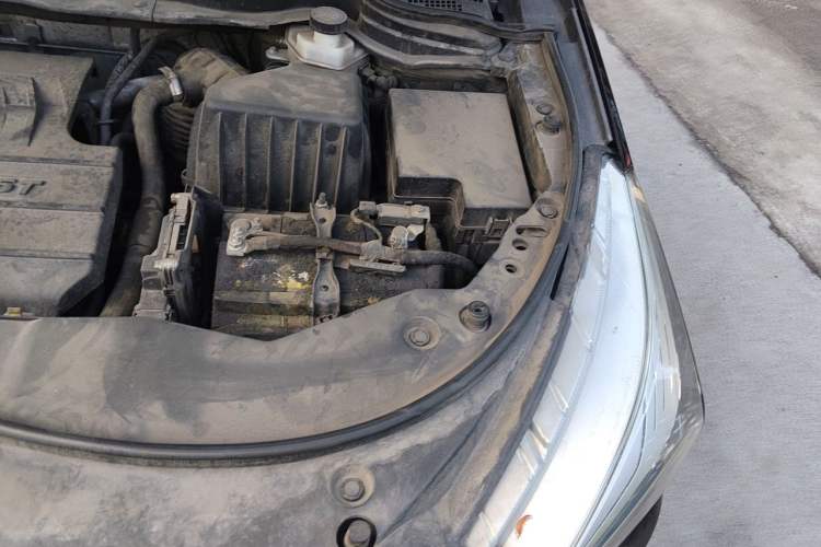 Used Haval M6 2019 1.5T Manual Two-Wheel Drive Elite Version China VI Standard Engine Bay Left