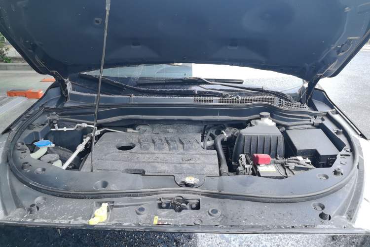 Used Haval M6 2019 1.5T DCT Two-Wheel Drive Value Edition China VI Standard Engine Bay