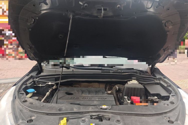 Used Haval M6 2019 1.5T Manual Two-Wheel Drive Elite Version China VI Standard Engine Bay