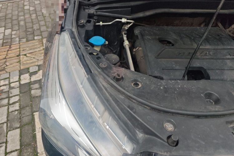 Used Haval M6 2019 1.5T Manual Two-Wheel Drive Elite Version China VI Standard Engine Bay Right