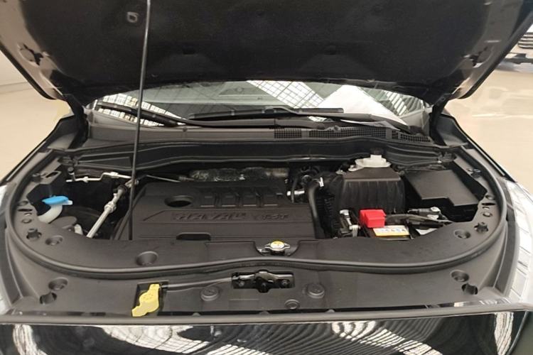Used Haval M6 2019 1.5T DCT Two-Wheel Drive Elite Version China VI Standard Engine Bay