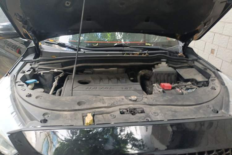 Used Haval M6 2019 1.5T Manual Two-Wheel Drive Elite Version China VI Standard Engine Bay