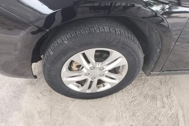 Used Haval M6 2019 1.5T DCT Two-Wheel Drive Elite Version China VI Standard Exterior 2